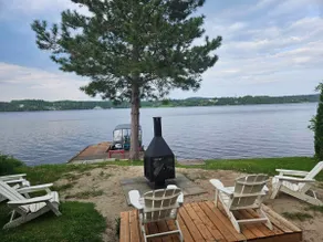 Waterfront Chalet-Riviera Familia - Image 2
