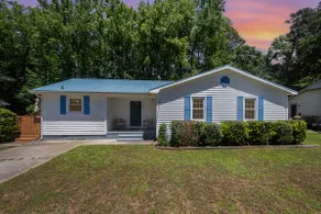 Blissful backyard near Raleigh! - Image 2