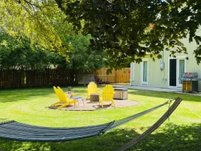 Walk to Town/Shops/Restaurants then Relax in Sauna - Image 4