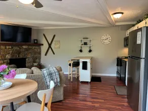 Herman's Hideaway Newly Redone Condo - Image 5