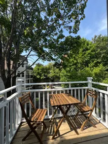 South End Apartment with Balcony - Image 2