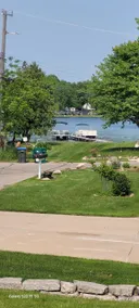 Sunrise cottage. Lake access to Lake Chemung - Image 3
