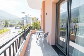 Riverside Villa - Image 3
