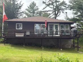 Riverfront Year Round Cottage - Image 3