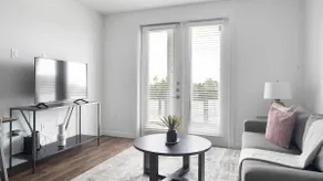 Landing | Chic 2BD, Clubhouse, Pool - Image 2