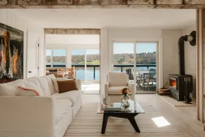 The Lake House w/ Kayaks, Bikes on the waterfront - Image 2