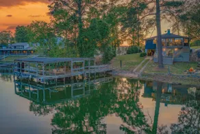 Cozy Lakefront | Firepit - Image 4