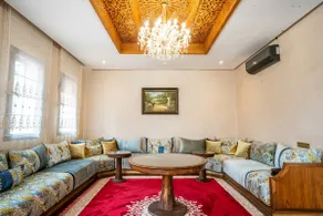Beautiful villa with swimming pool 7 min to the city center - Image 4