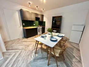 Modern apartment with parking & Wi-Fi - Image 2