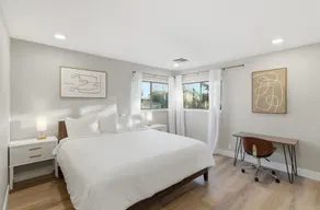 Elegant Reno Abode Close to Shops and Casinos - Image 4