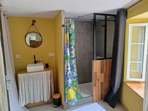 Duplex in the heart of Vendée - Image 4