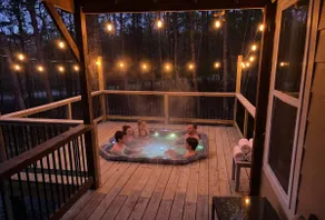 Hot Tub, Secluded Hickory Tiny Home in Menlo! - Image 3