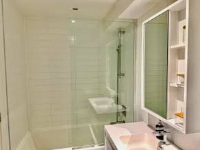 Amazing 1-BDR in The Heart of Downtown MTL | 43 - Image 5