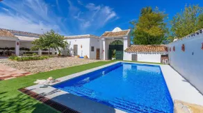 Country house for groups• 20 people•Swimming pool - Image 2
