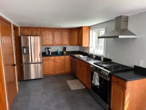 Midd Manor - Image 4