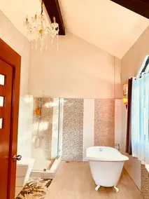 Pam Haus - Image 5