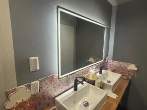 Secret base with paintings, 6 people, bouldering, crane game, hydrangea, cherry blossoms - Image 4