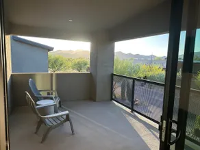 Modern Stay Downtown with Garage! - Image 3