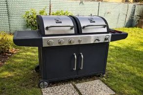 Private Guesthouse · Safe Area · Grill - Image 3