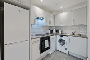 2 Rushbrooke Hotel Apartments Cobh County Cork - Image 2
