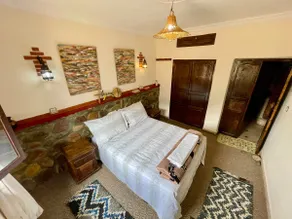 lake view, comfortable artistic design - Image 2