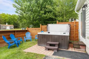Seneca Lake · Hot Tub · Wine Trail · Dogs OK - Image 3