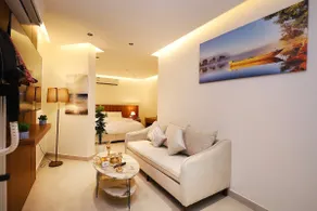 Spacious Studio with Bathroom and Kitchen opposite Specialist 101 - Image 2