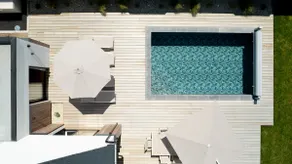 New: Villa with swimming pool and large terrace - Image 4
