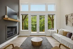 Chic Monteagle Cabin | Scenic Views & Serene Vibes - Image 3