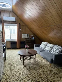 1BR 1bath Apt, Private 2nd floor - Image 2