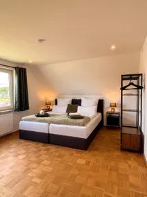 Deluxe Apartment - Image 3