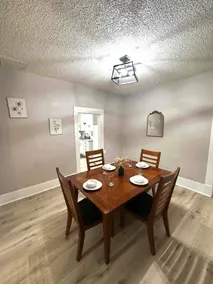 City Nest In Delano - Image 4