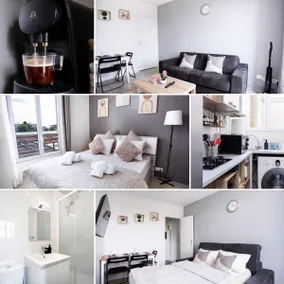 Hyper center | Close to RER & METRO | 3-4 people - Image 2