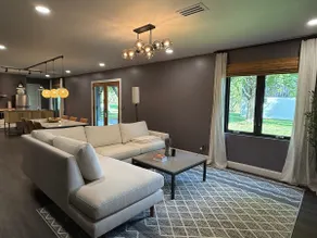 Modern walkout basement apt - Image 2