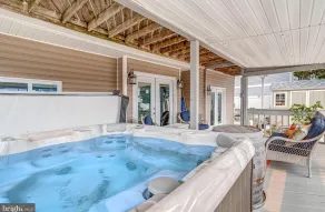 Baycation Bliss, waterfront views, kayaks & breeze - Image 5