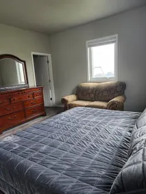 Fargo Farmhouse sleeps 7 comfortably! - Image 3