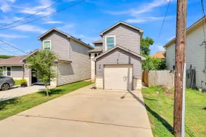 Grand Houston Retreat Near Hobby Airport/Downtown - Image 2