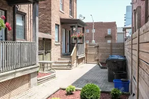 Cozy Waterfront Stay with Detroit Skyline Views - Image 4