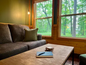 Evergreen Escape - cozy cabin near Grindstone Lake - Image 5