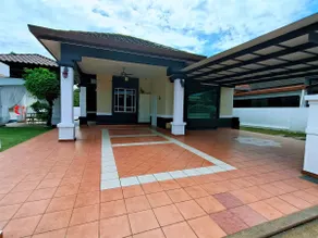 Luxpro Private Pool Bungalow Seremban - Image 3