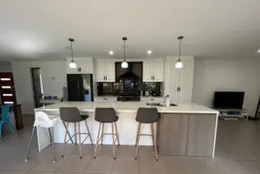 Green Pastures by the Sea near Forster/Tuncurry - Image 3