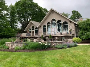 Luxury 8-br Lake Home with Pool, Arcade, Cinema - Image 5