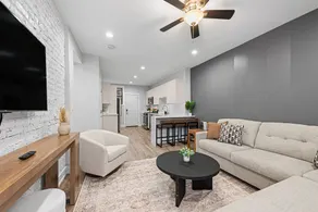 Rogers Park Retreat | 3BR | Near Loyola & NU! - Image 2