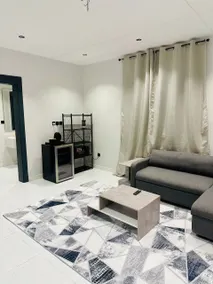 One bedroom apartment and living room - apartments and studios - Image 3