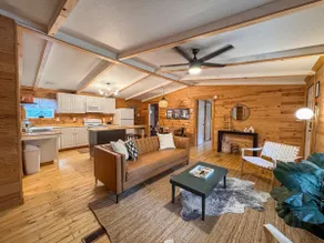 The River House~Water Front~Dock~Newly Renovated - Image 3