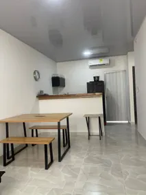 Comfortable house 2 • Central air and wifi - Image 2