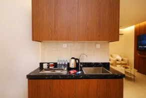 Two-bedroom apartment and luxury lounge opposite Al-Motamayez 105 - Image 4