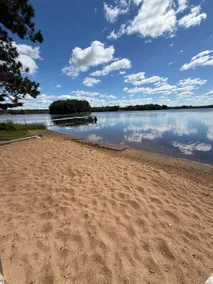 Waterfront Cabin On Full Rec Lake - Sleeps 6 - Image 2