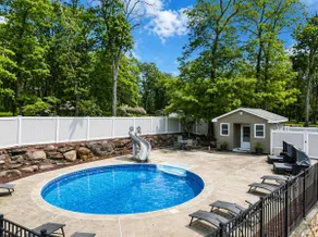 Chip's Pocono Escape | Pool w/ slide | Hot tub - Image 5