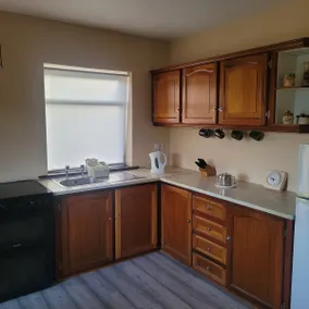Country Cottage by river near Killarney, Tralee - Image 2